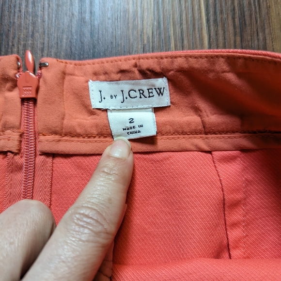 J. Crew scalloped edge peach/pink pencil skirt size 2 - Picture 2 of 3
